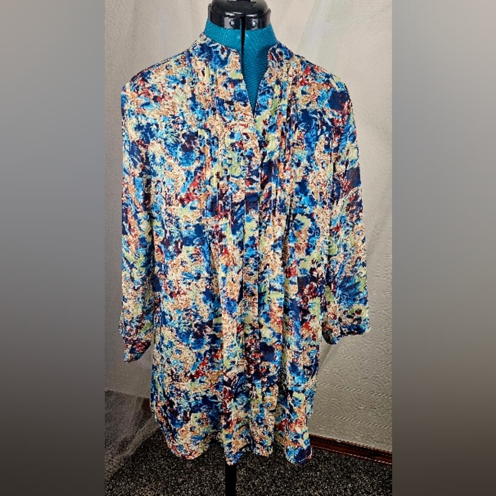 Chadwicks - Long sleeve oversized floral sheer top